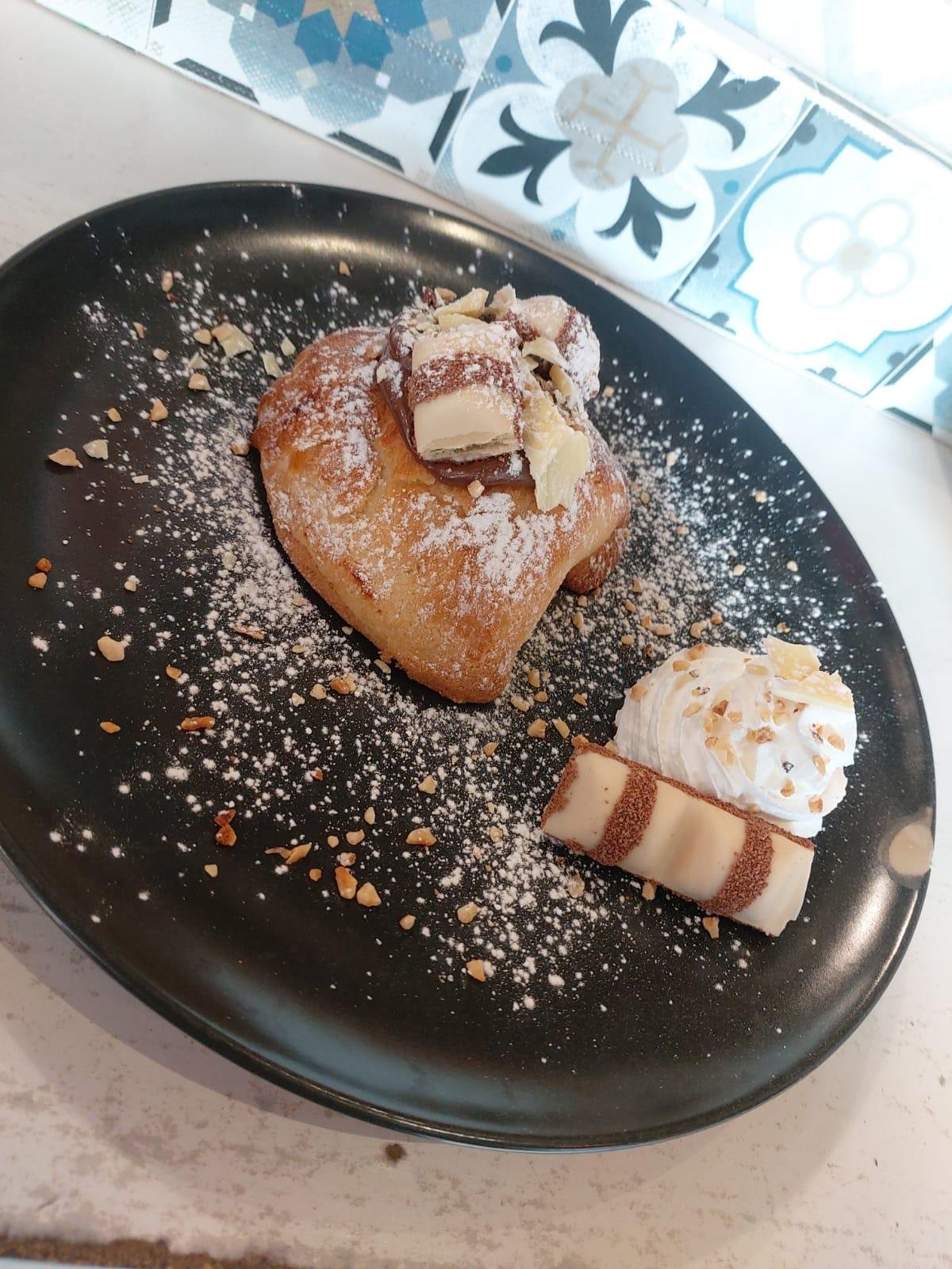 Sfogliatella KINDER BUENO