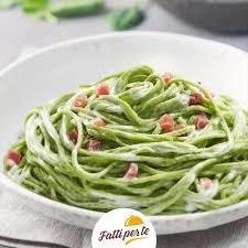 Tagliolini verdi Speck e Gorgonzola
