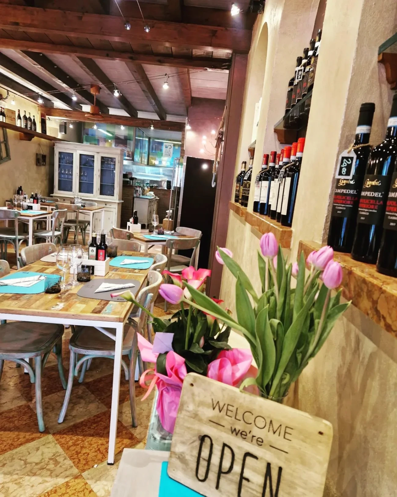 Al marciapiè - Foto 1