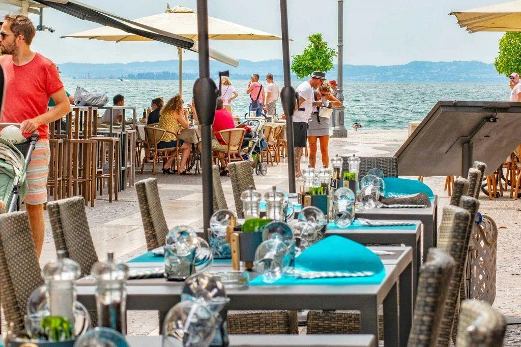 Al marciapiè - Foto 5