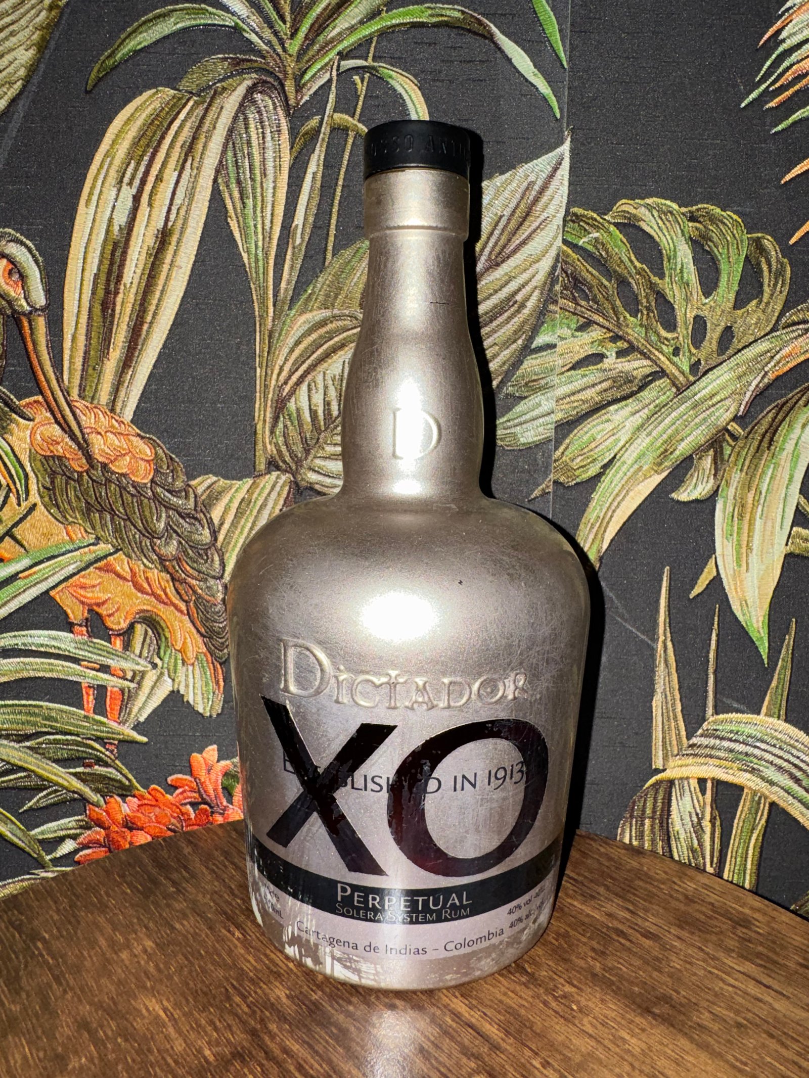Dictador XO Perpetual