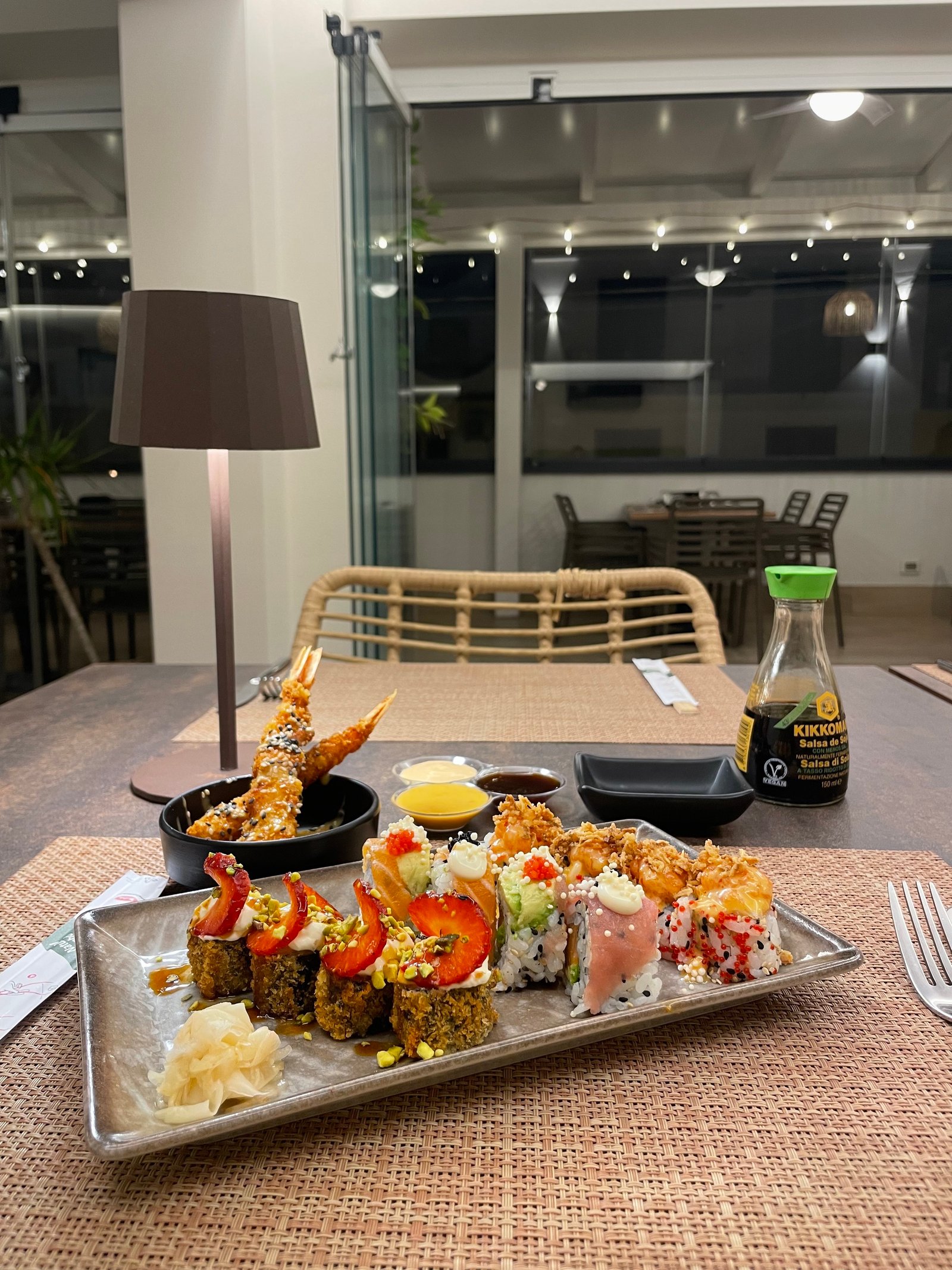 14 pezzi di sushi assortiti