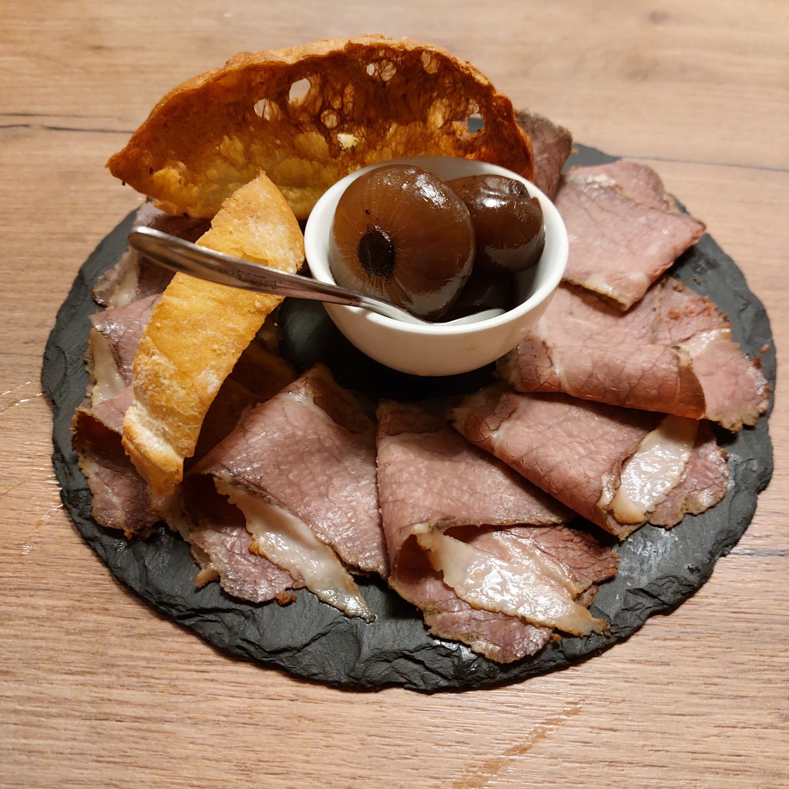 BRISKET ANGUS COTTO E FALDE DI VERDURE GRIGLIATE