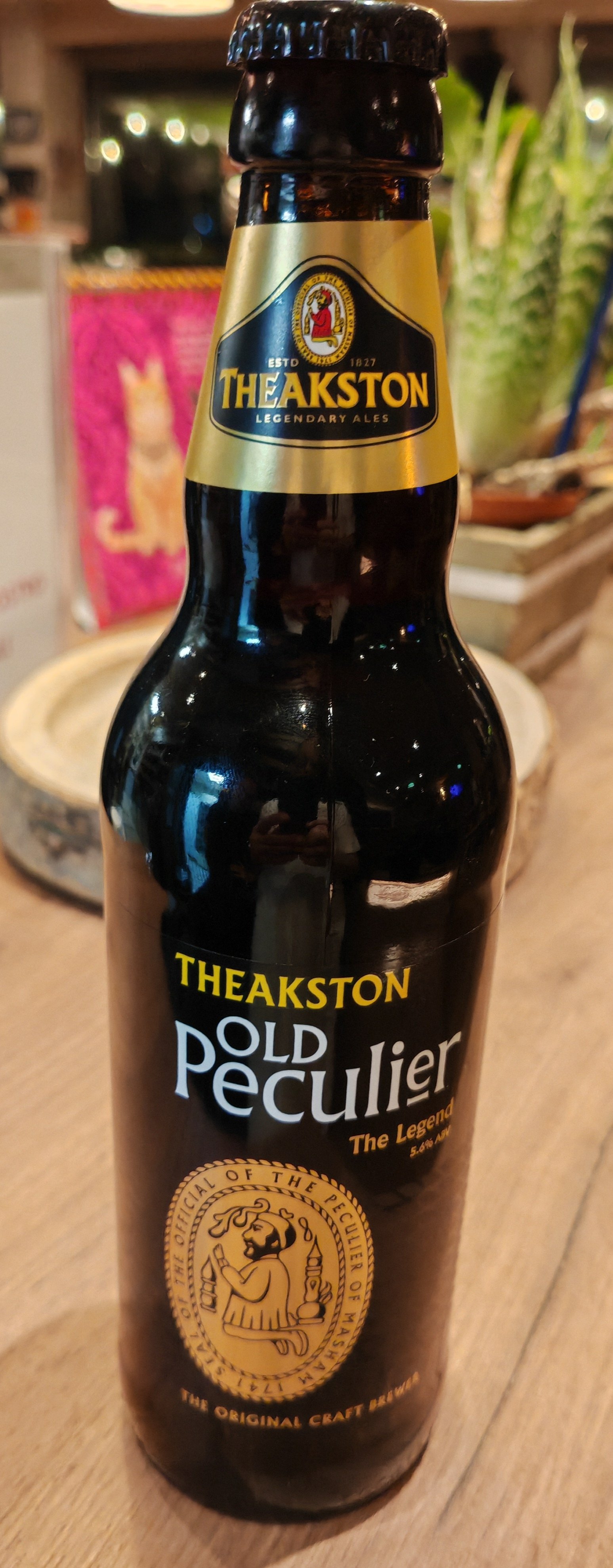 THEAKSTON OLD PECULIER 5.6% - PREMIUM ALE